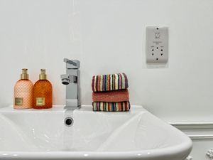 Photo 3- click for photo gallery